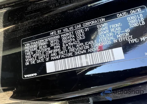 2016 Volvo Xc90 T6 Momentum из США, поврежденный, VIN YV4A22PK3G1092689